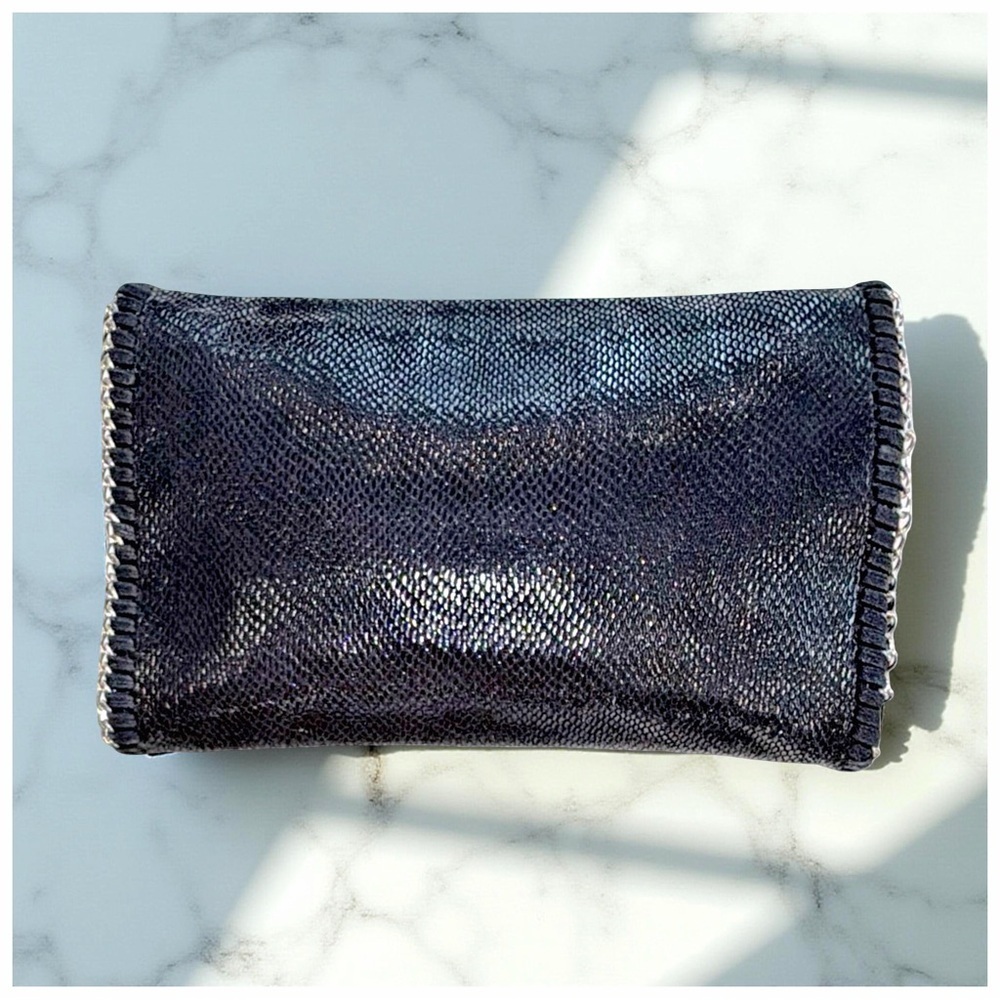 TARNISH Metallic Chain-Trim Clutch - Picture 3 of 12